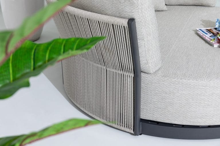 Sustainable SIMPOLIVING rope outdoor furniture, made from eco-friendly materials