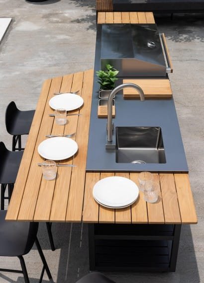 Outdoor Kitchen& Grills